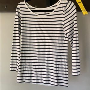 H&M wide neck striped 3/4 sleeve shirt